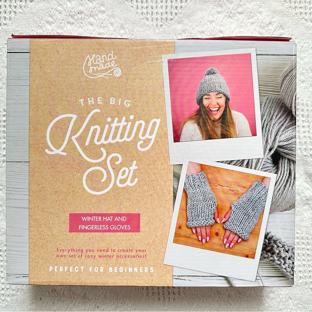 Knitting Kit Suitable For Beginners - Create A Hat And Fingerless Gloves